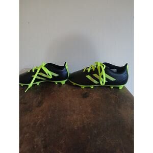 Adidas Soccer Shoes Boys Size 1